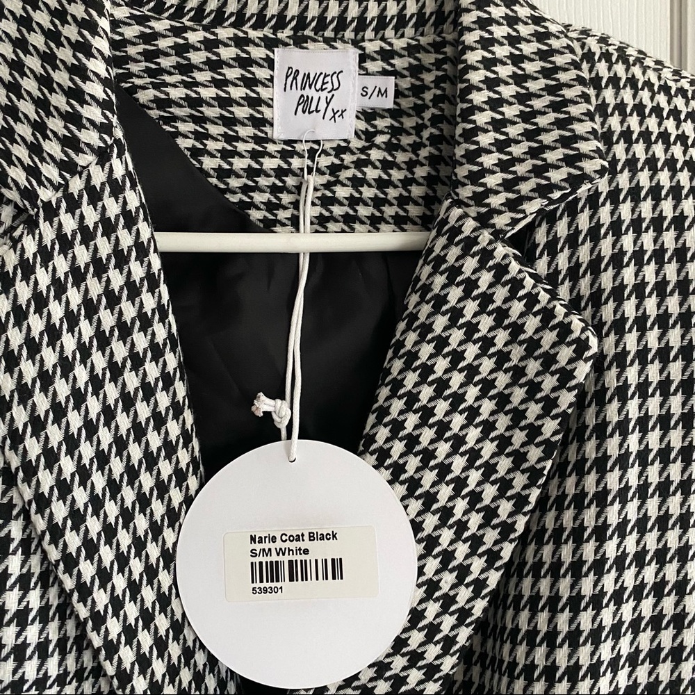 Princess Polly Jacket. - Picture 2 of 3